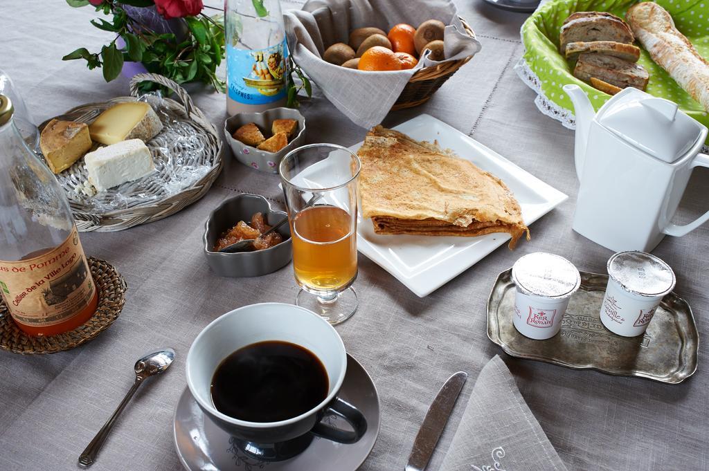 Plestan Aux Greniers A Reves B&B 외부 사진