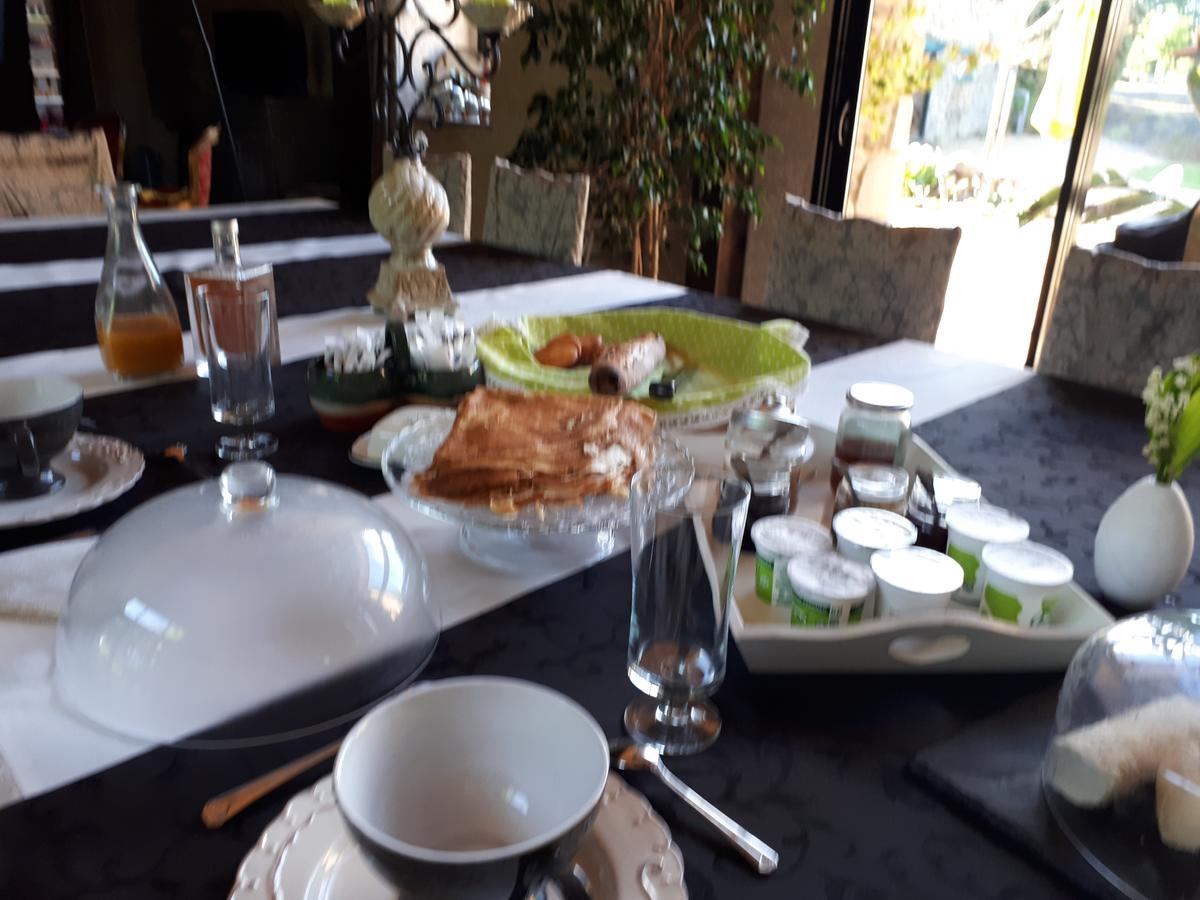 Plestan Aux Greniers A Reves B&B 외부 사진